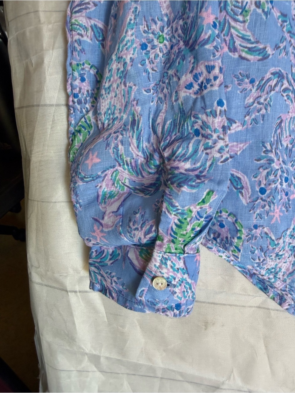 Lilly Pulitzer Sea View Linen Button Down Blue Peri women’s size small - Picture 10 of 16